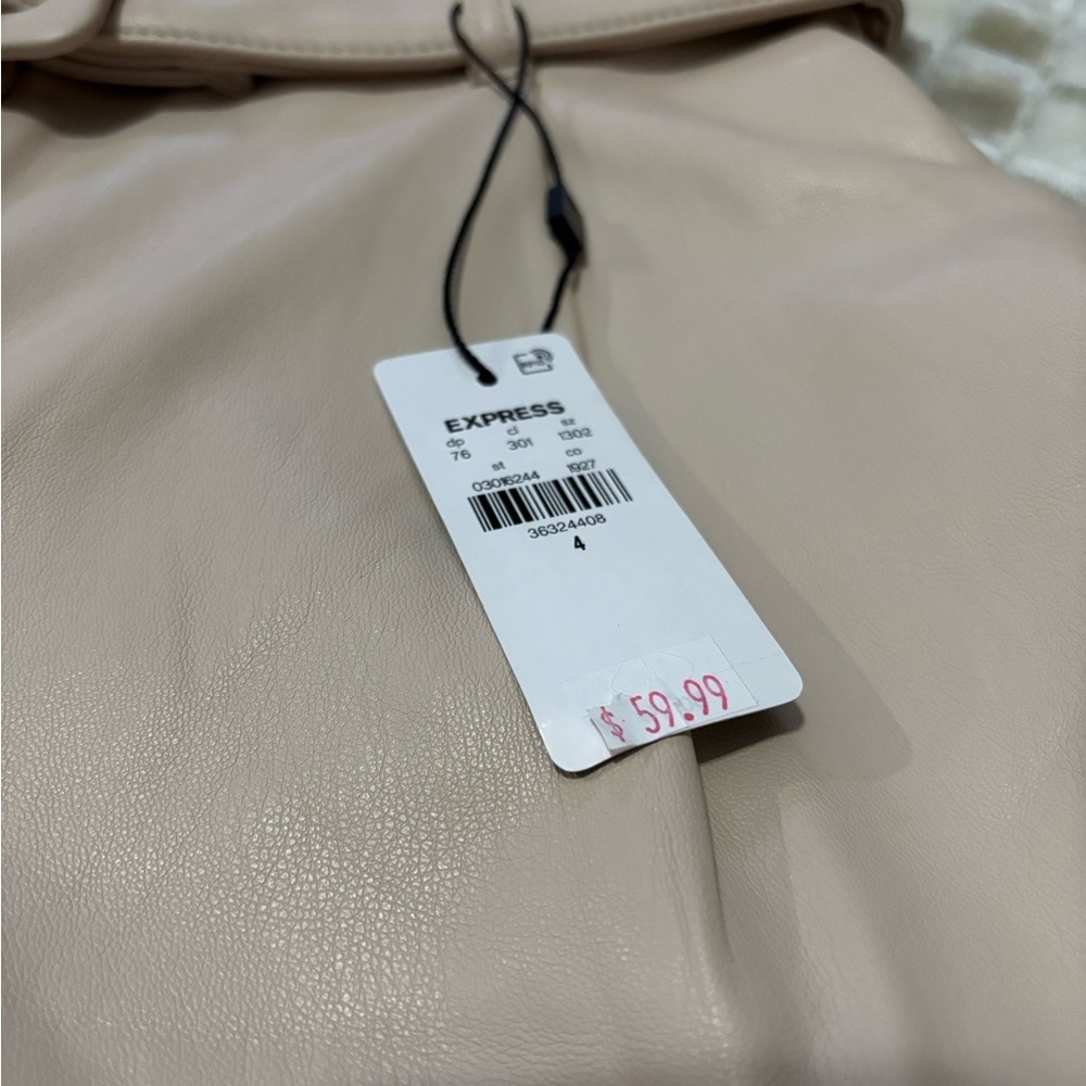 Express Tan High Waist Dress Shorts - Picture 3 of 5
